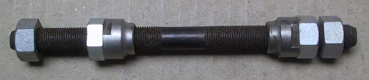 axe de roue 11 mm 154 mm