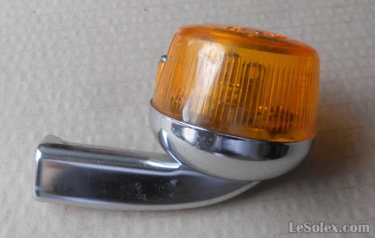 Clignotant maly peugeot