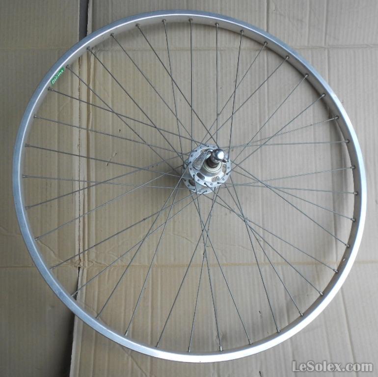 Roue arriere velo 700