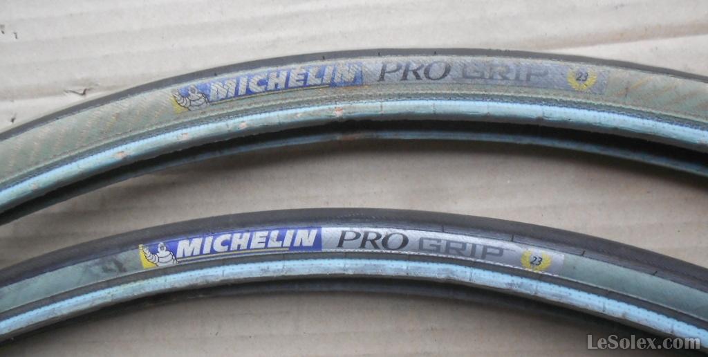 lot 2 Pneu route velo 700 x23C michelin progrip occasion
