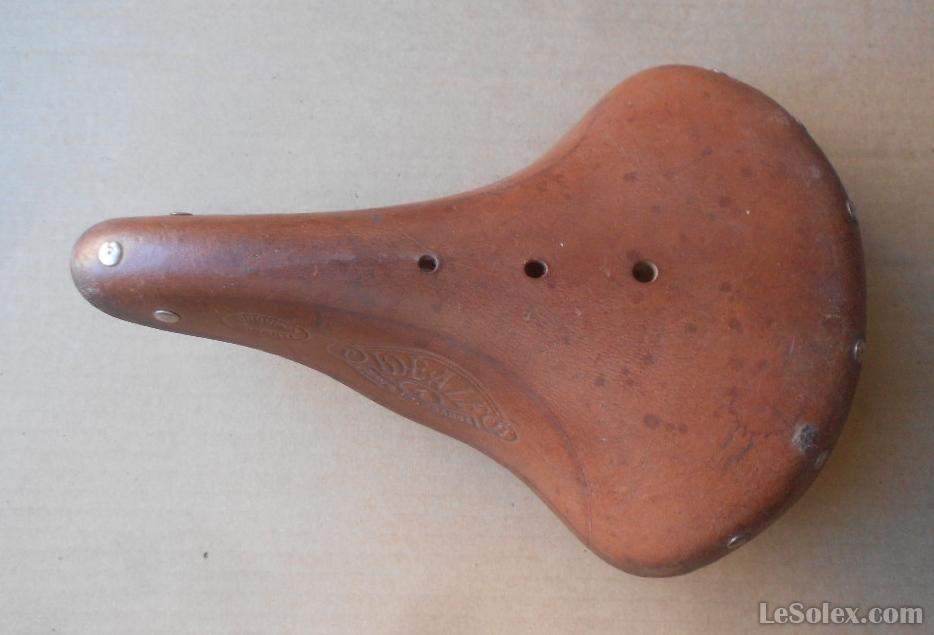 Selle cuir vélo ancien idéale 4