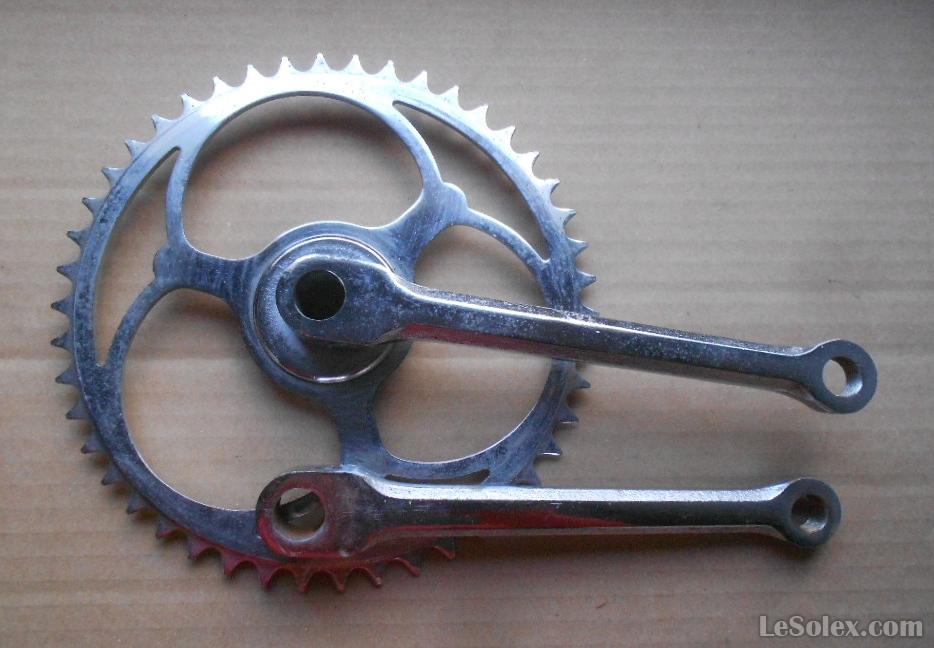 Pedalier vélo acier chromé