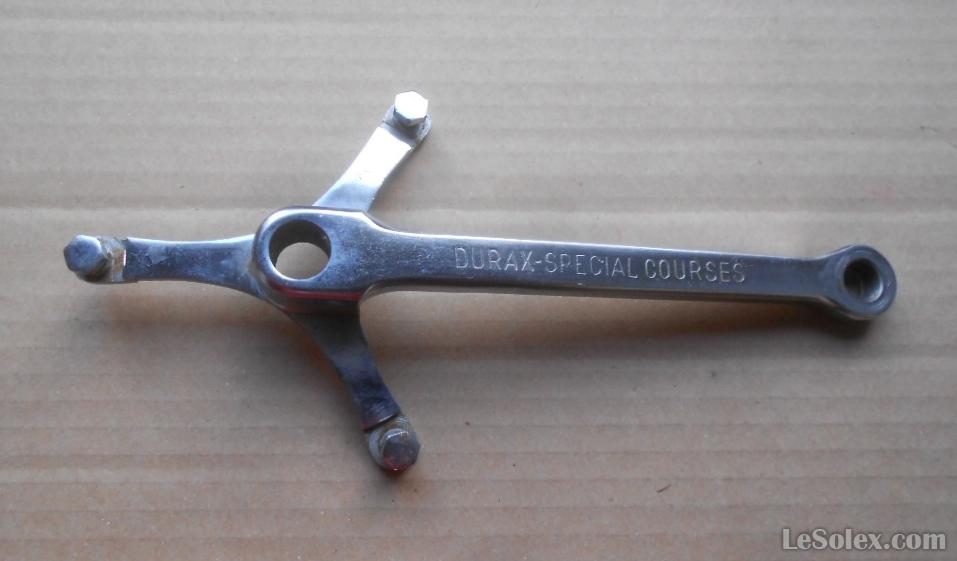 Pedalier vélo acier chromé durax special courses