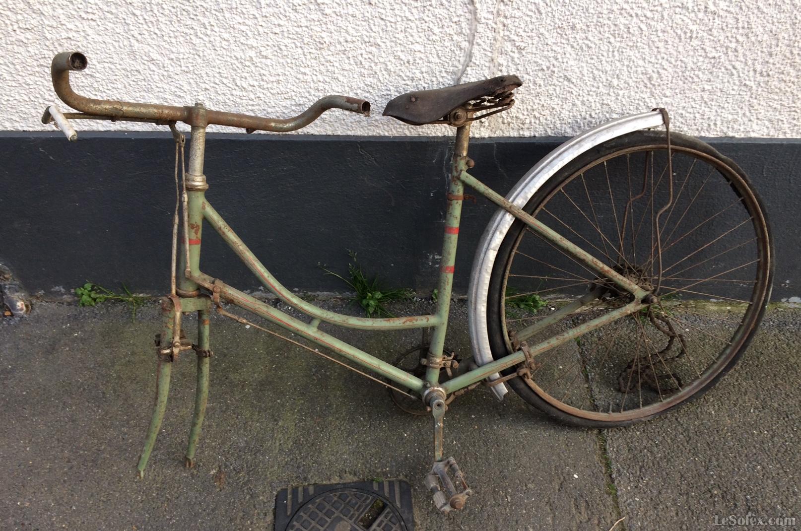 velo tr&egrave;s ancien