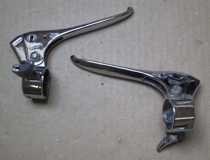 poignee frein gauche saker chrom&eacute;e