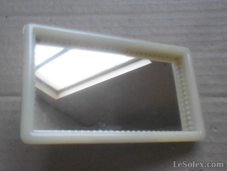 petit retroviseur rectangle