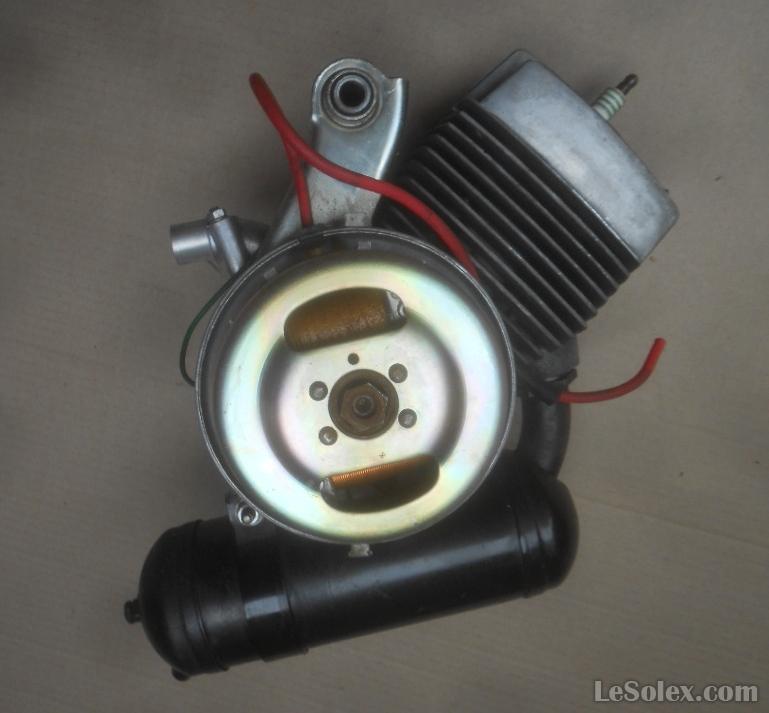 Moteur peugeot 103 proche du neuf 200km
