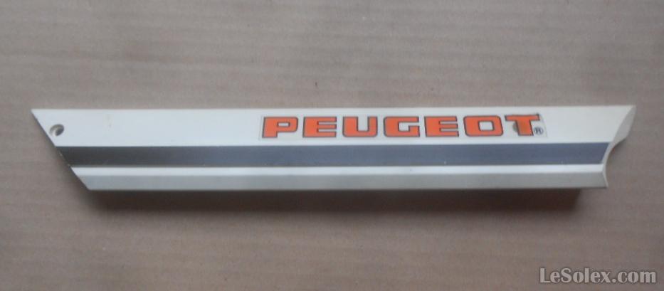 Logo plastique peugeot 102 city blanc