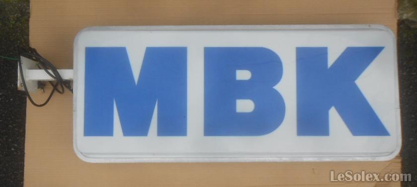 Enseigne lumineuse MBK