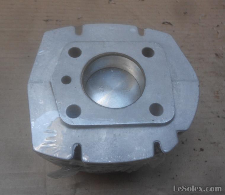 Cylindre + piston AV7