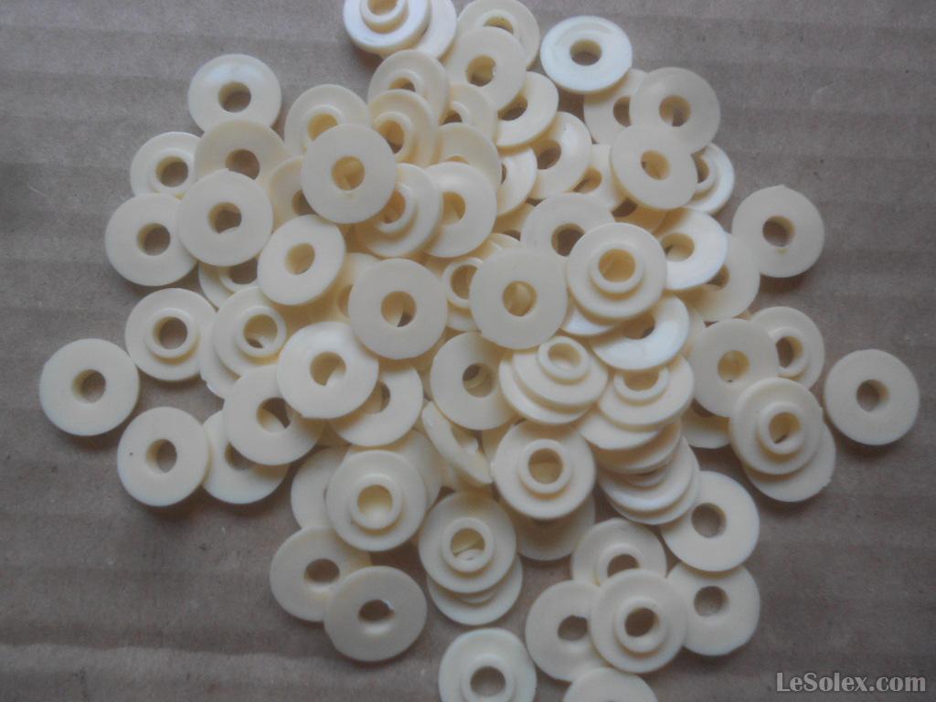 rondelle carter Motob&eacute;cane plastique beige