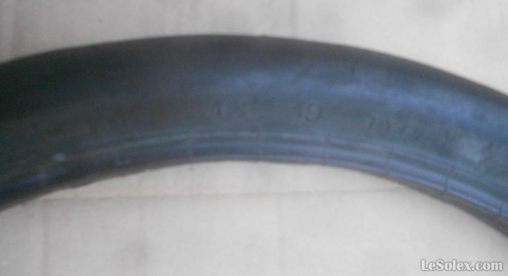 Pneu michelin 1.75-19 solex occasion