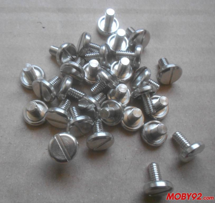 Vis de cache courroie motobecane