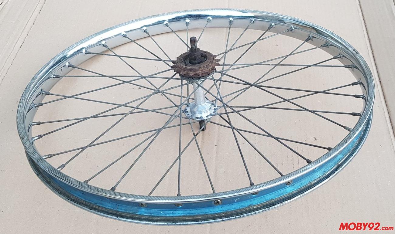 Roue arriere solex occasion 19 pouces 36 rayons