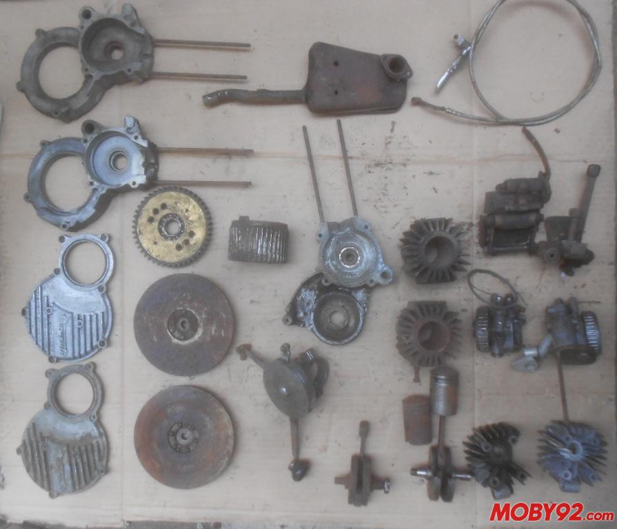 Lot pieces mosquito occasion 2 moteurs 38cc demont&eacute;s