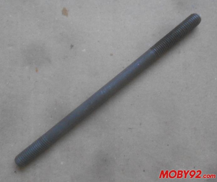 Goujon de cylindre peugeot 121 mm