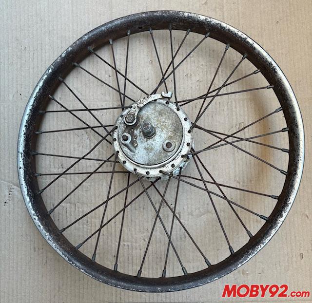 Roue avant motobecane 2 1/4-18 occasion