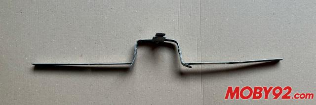 Fixation Tablier peugeot