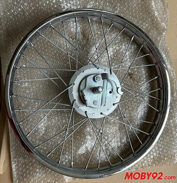 Roue avant 2 1/4-17 MBK dakota