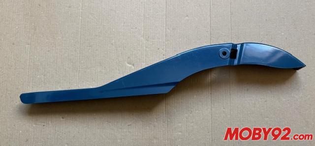 Cache chaine peugeot 102 cass&eacute;