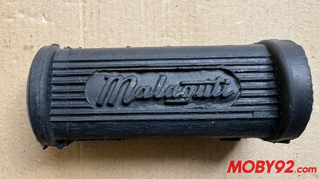 Caoutchouc de cale pied malaguti
