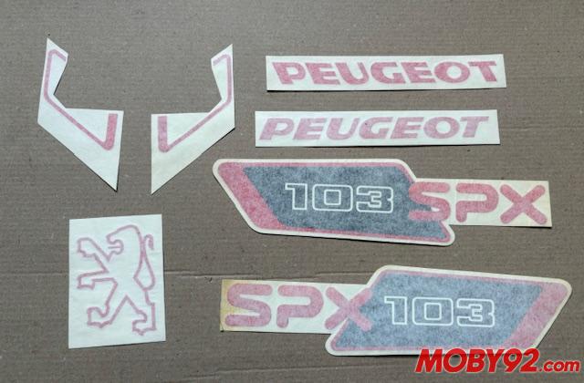 Lot 7 Autocollant 103 SPX