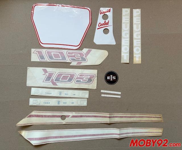 lot 13 autocollant peugeot 103 racing