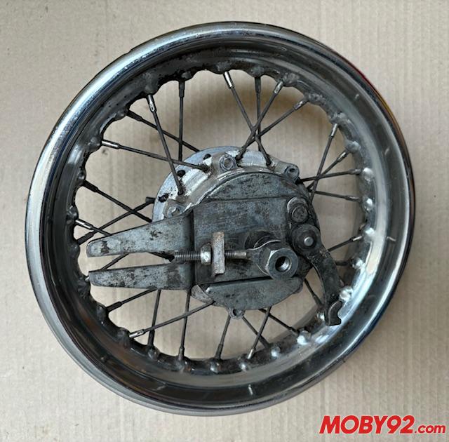 Roue arriere peugeot GT10 occasion