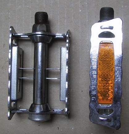 Pédales Vélo Route Vintage Lyotard 136R - Acier Chromé - France - Occasion Bon état