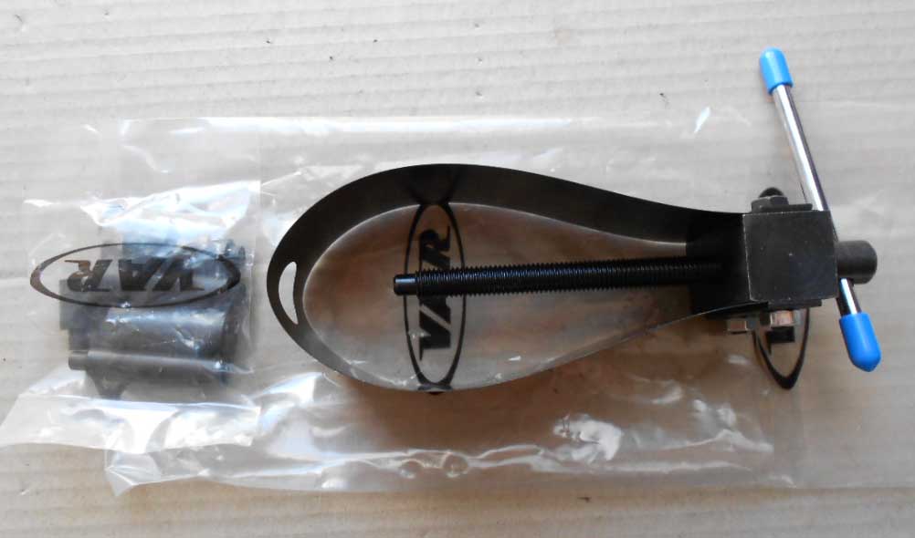 chasse axe de piston VAR