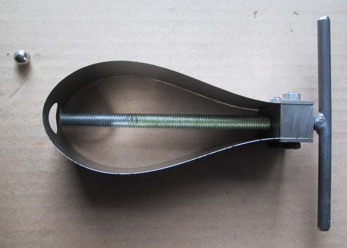 chasse axe de piston