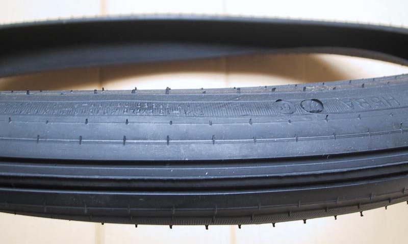 pneu Hutchinson Solex 3800 1 3/4 x 19