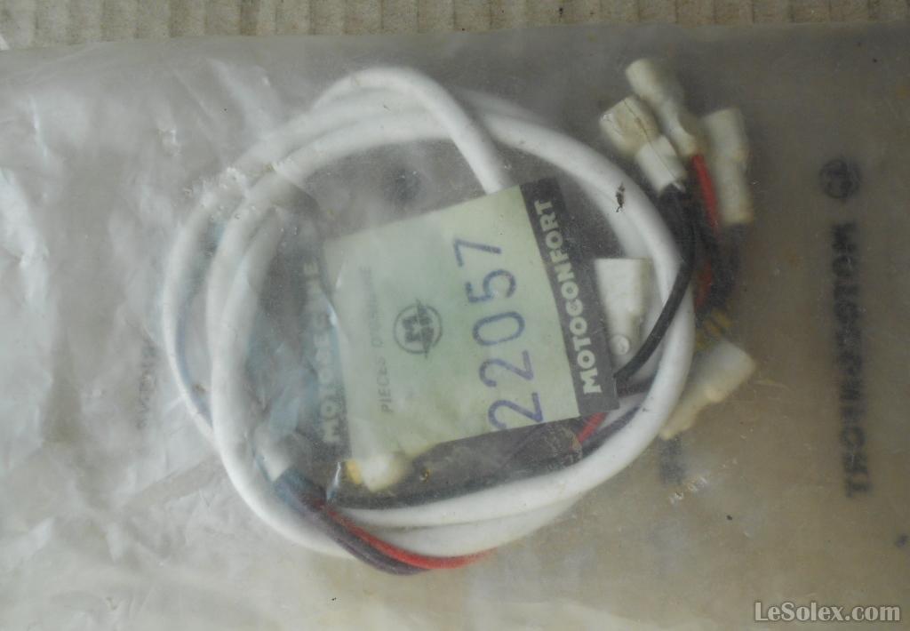 Faisceau &eacute;lectrique motobecane 22057