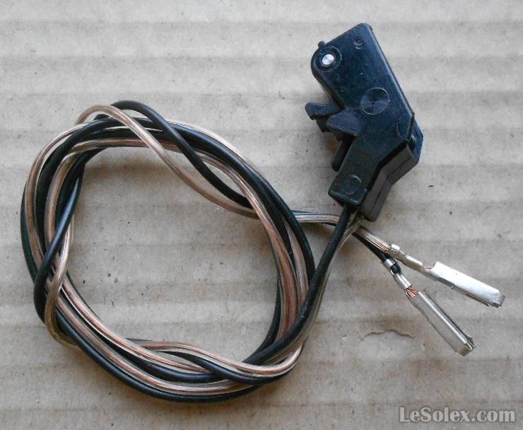 contacteur feu stop peugeot