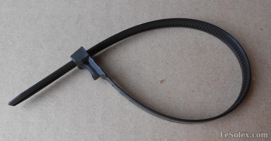 Collier plastique ryslan  25 cm réutilisable
