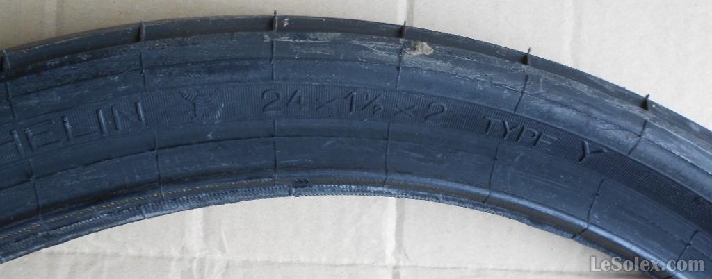 Pneu 600x50B michelin pas craquel&eacute;