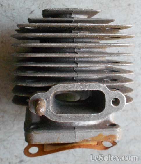 Cylindre neuf moteur tondeuse motoculture