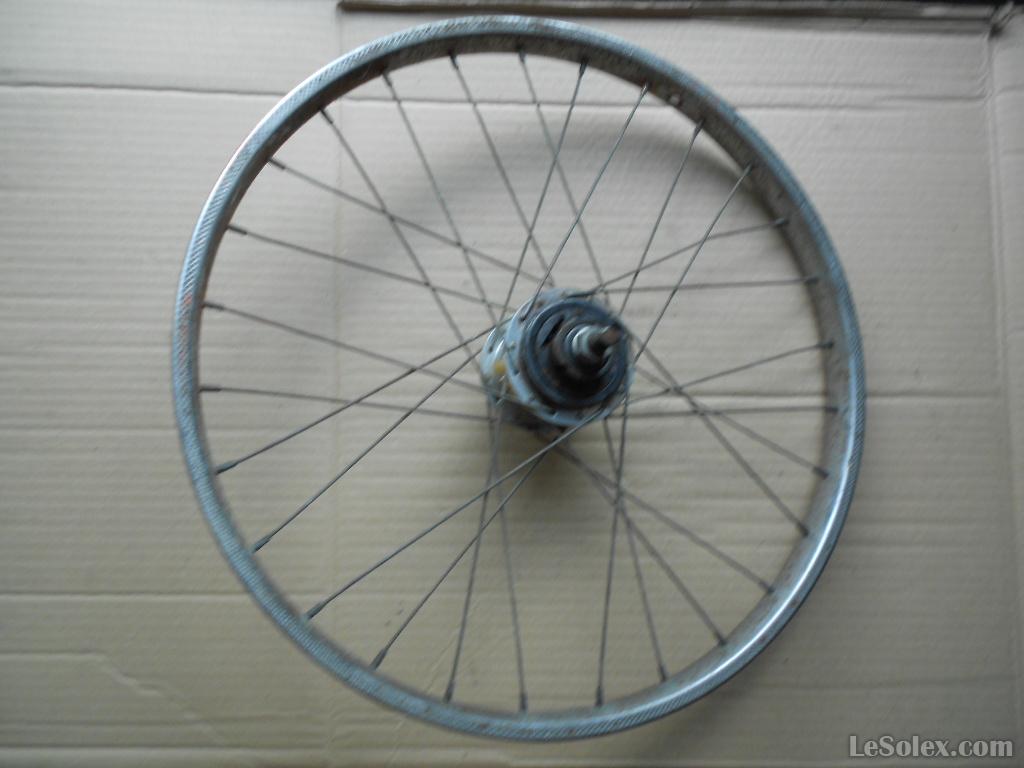 Roue arriere occasion 20 velo motobecane automatic