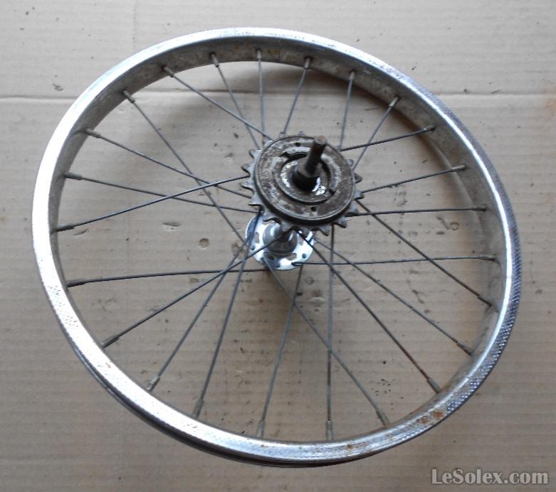 Roue arrière occasion velo 16 pouces
