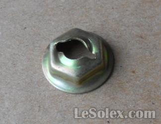 ecrou en tole cache fourche 103