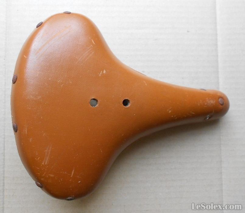 Selle velo ancien marron wolber