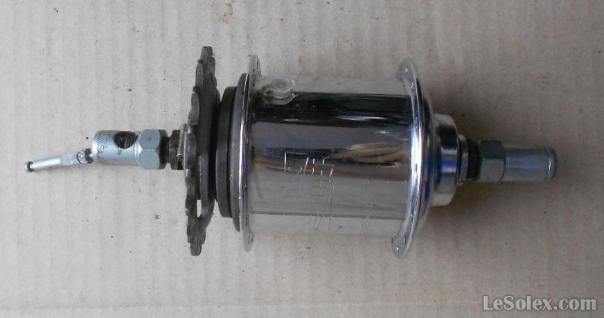 moyeu roue vélo ancien neuf sturmey archer  3 vitesses