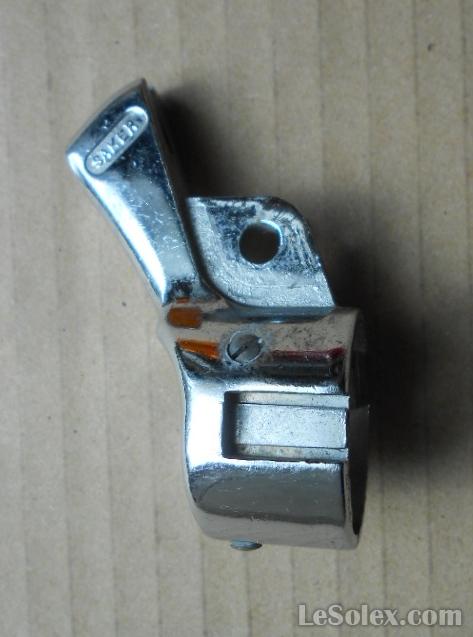 corps Poignee frein gauche saker chrom&eacute;e