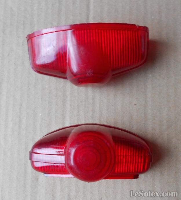 Feu rouge cabochon inconnu