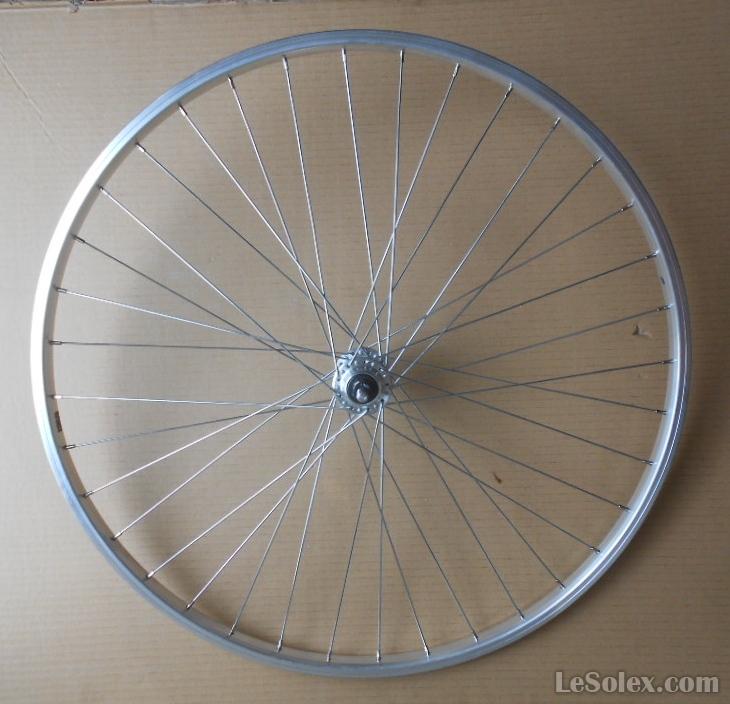 Roue arrière vélo 700