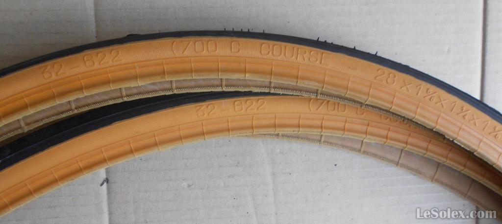 lot 2 Pneu velo 700 michelin course  700x32C noir et beige