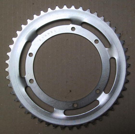 Couronne 48 dents 110