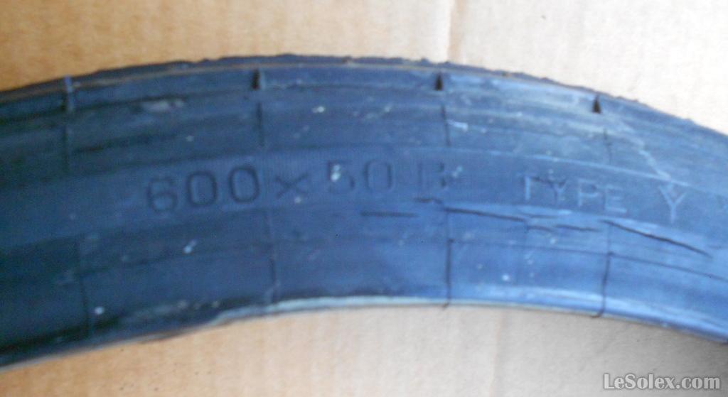 Pneu 600x50B michelin craquel&eacute;