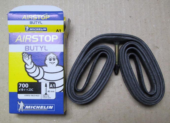 chambre à air michelin A1 velo 700