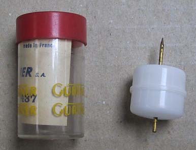 flotteur de carburateur gurtner N°6437 en laiton
